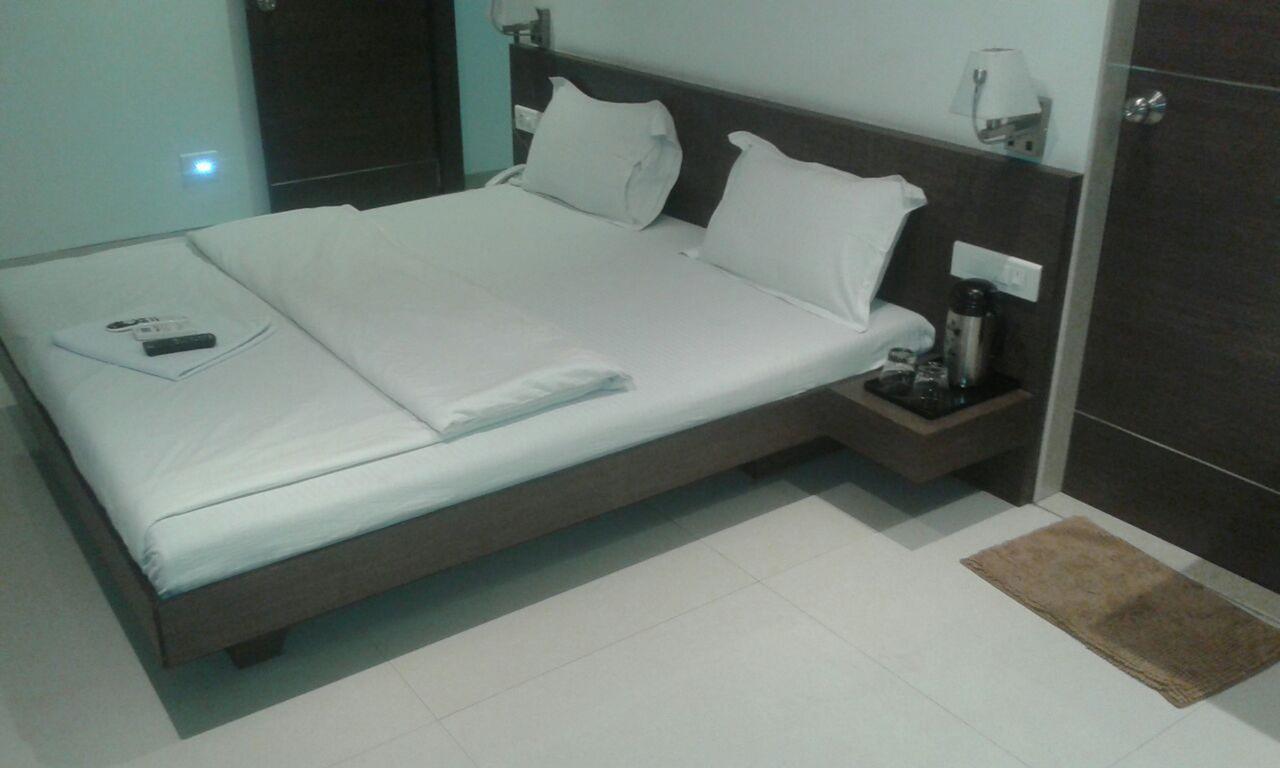 Sai Saya-Nashik Road Hotel Eksteriør billede